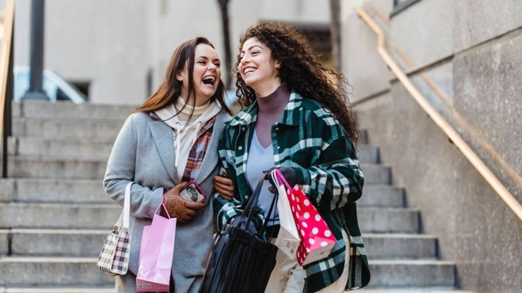 Karşınızdaki kişi bunları yapıyorsa asla güvenmeyin! Uzmanlardan altın değerinde 10 tüyo 2